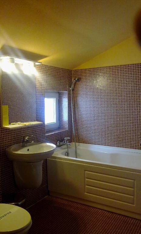 Hotel Transilvania Segesvár Szoba fotó