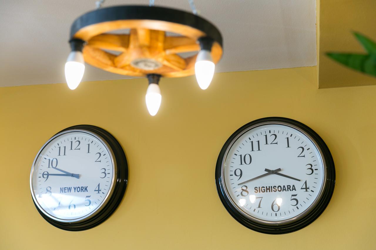 Hotel Transilvania Segesvár Kültér fotó