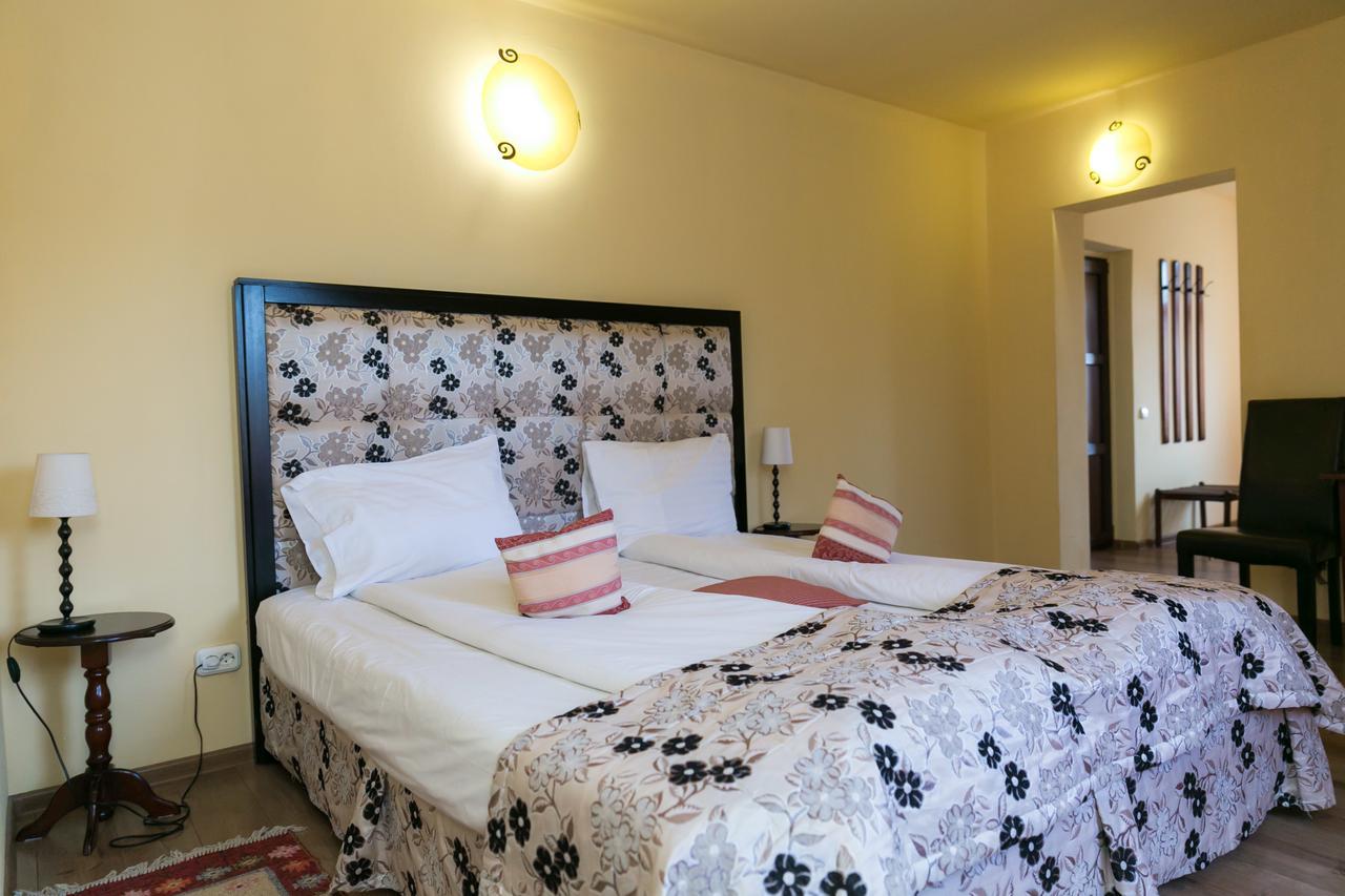 Hotel Transilvania Segesvár Kültér fotó