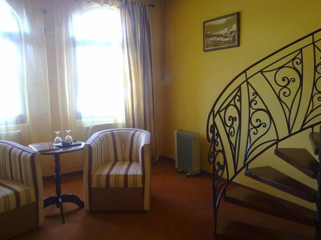 Hotel Transilvania Segesvár Kültér fotó